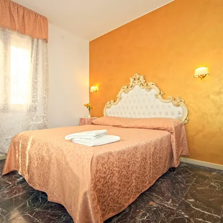 Nocleg ze śniadaniem Rialto Dream 3*