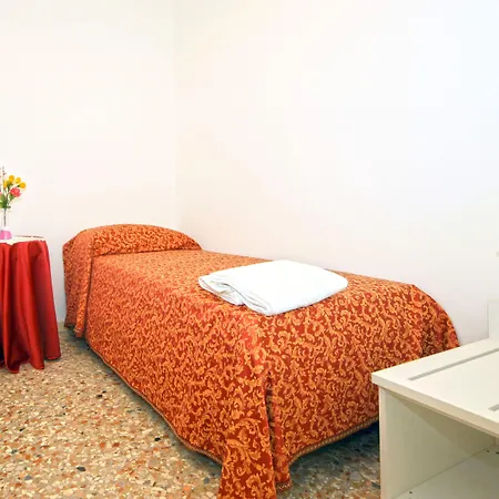 ベッド・アンド・ブレックファスト B＆b リアルト ドリーム ヴェネツィア