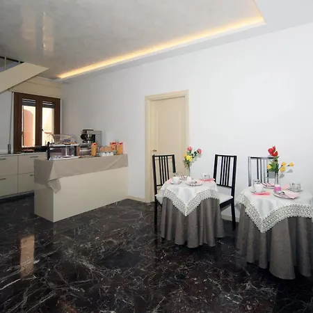 Rialto Dream 2* Venice